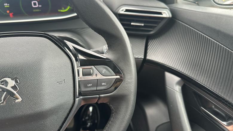 Peugeot 2008 1.2 PureTech Allure Premium 5dr Petrol Estate